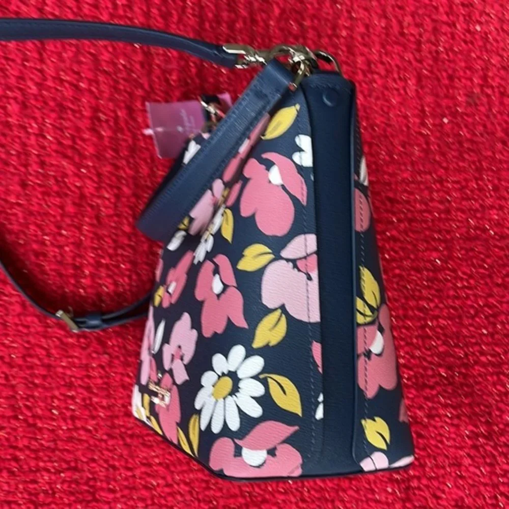Kate Spade Darcy Small Bucket Bag Road Trip Floral Blue Multi
